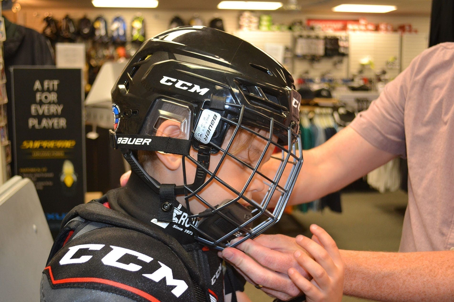 hockey-helmet-fitting-cheam-source-for-sports